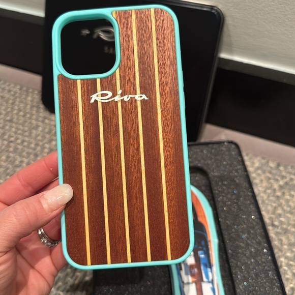 NWT- Riva yacht “Deck Phone Case” IPhone 12 Max - Picture 7 of 9